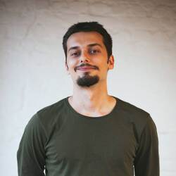 Dušan Jovanović Profile Image photo