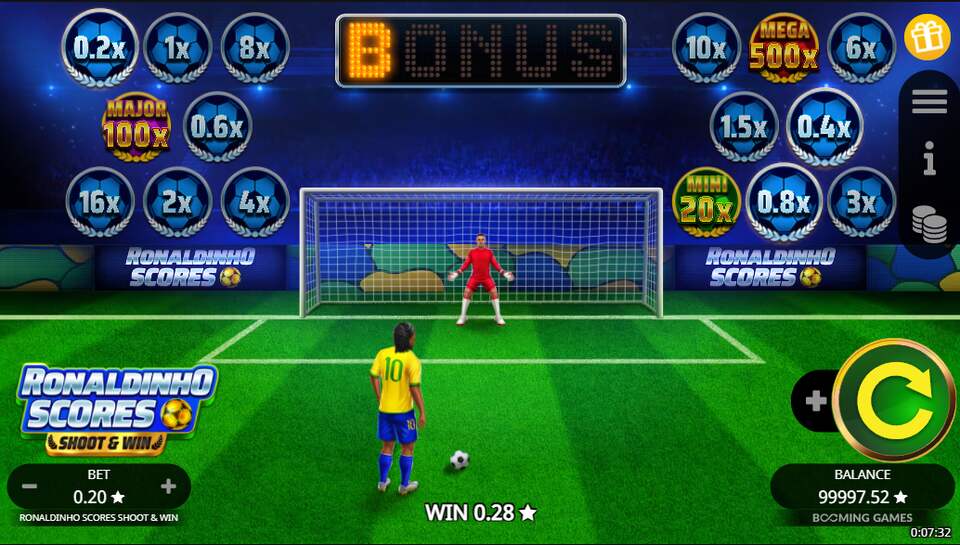 Ronaldinho Scores: Shoot & Win