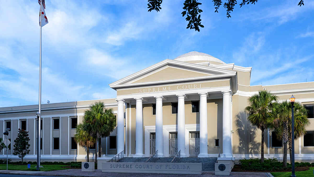 Florida Sues Stake, VGW And Payment Processors Over Sweepstakes Casinos