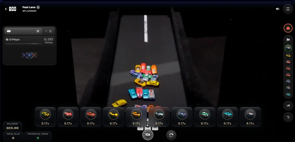 Fast Lane gameplay at QuickMilly with cars and multiplier choices
